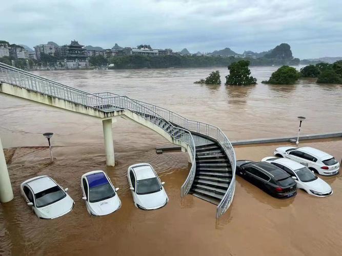 桂林为什么在下雨，桂林为什么下大雨