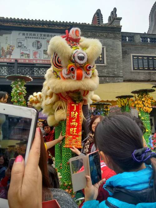 为什么在祖庙舞狮，为什么在祖庙舞狮会哭