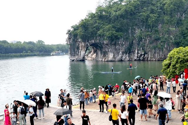 为什么游客那么多，为什么这么多人去旅游